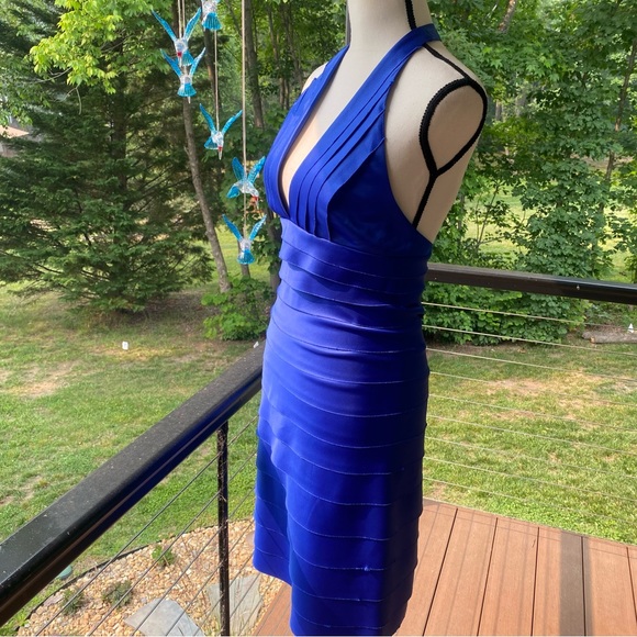 ELIZA J. Blue Satin Party Dress ! Perfect for Holiday Gatherings ! - Picture 9 of 9
